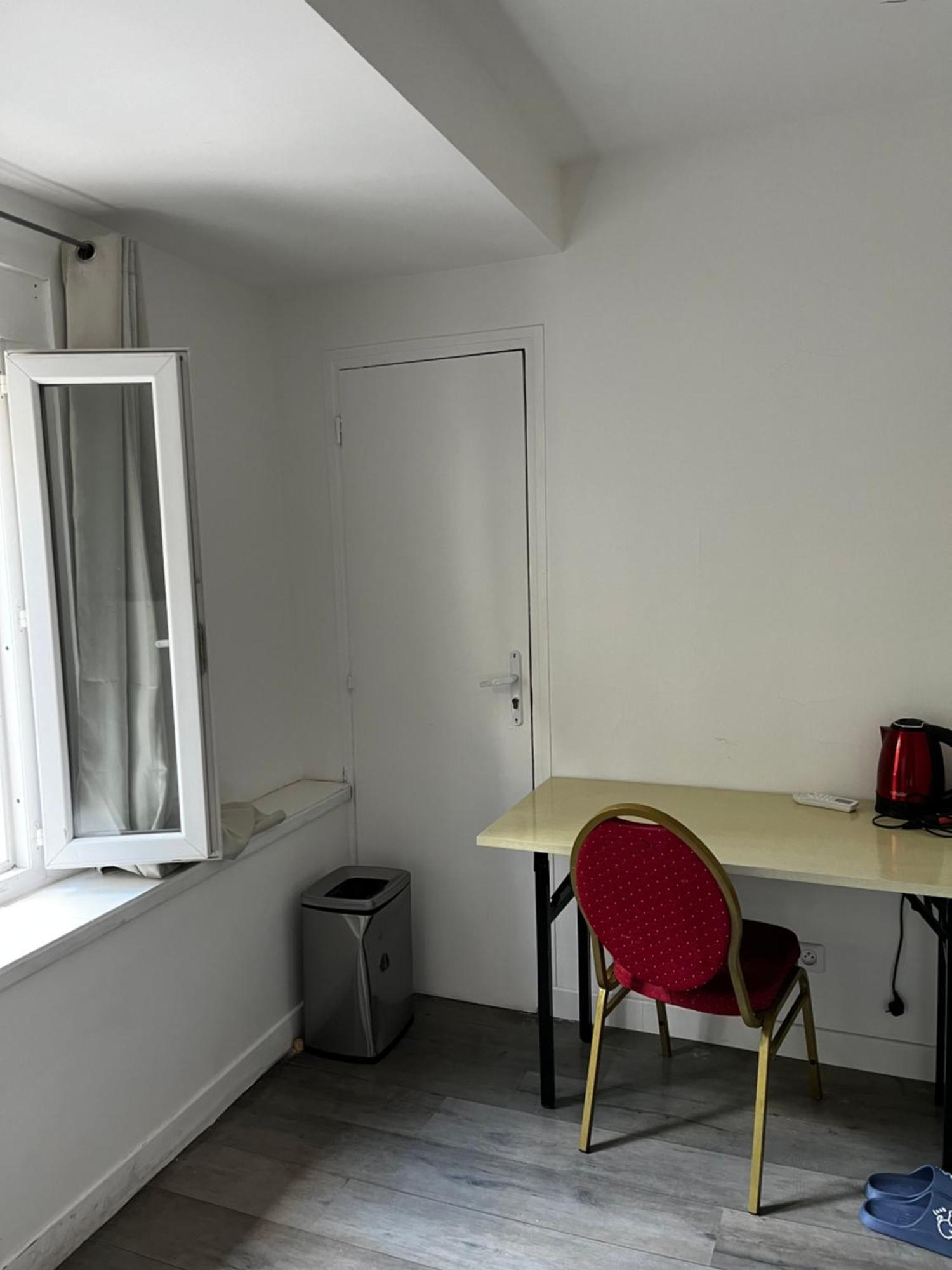 Chez Mia Paris Hostel ภายนอก รูปภาพ