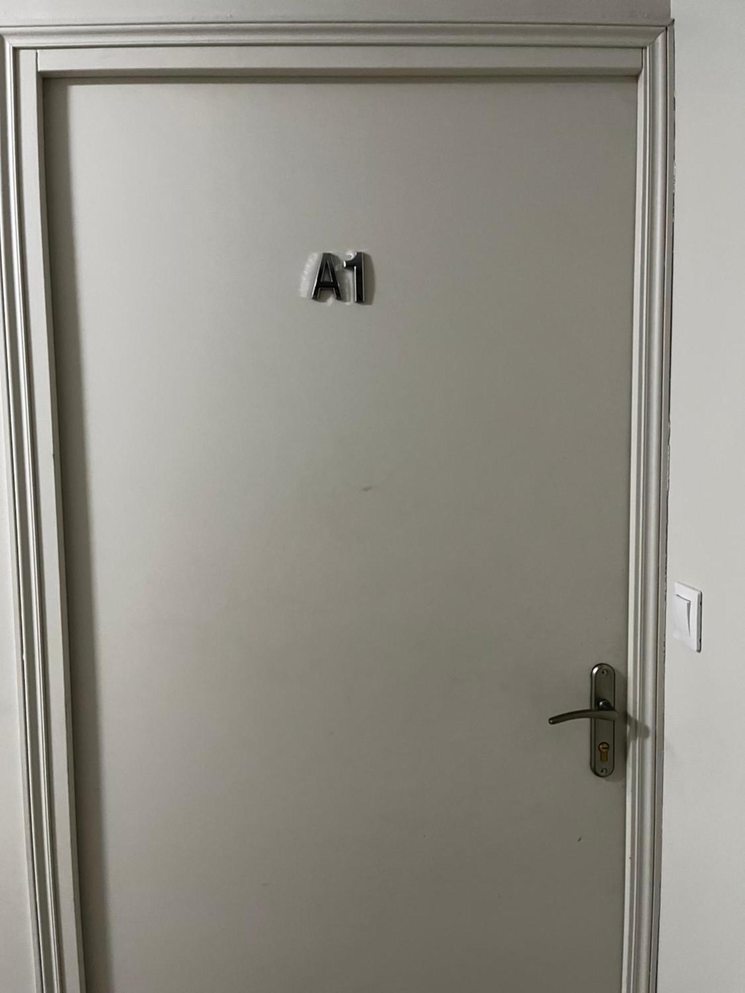 Chez Mia Paris Hostel ภายนอก รูปภาพ