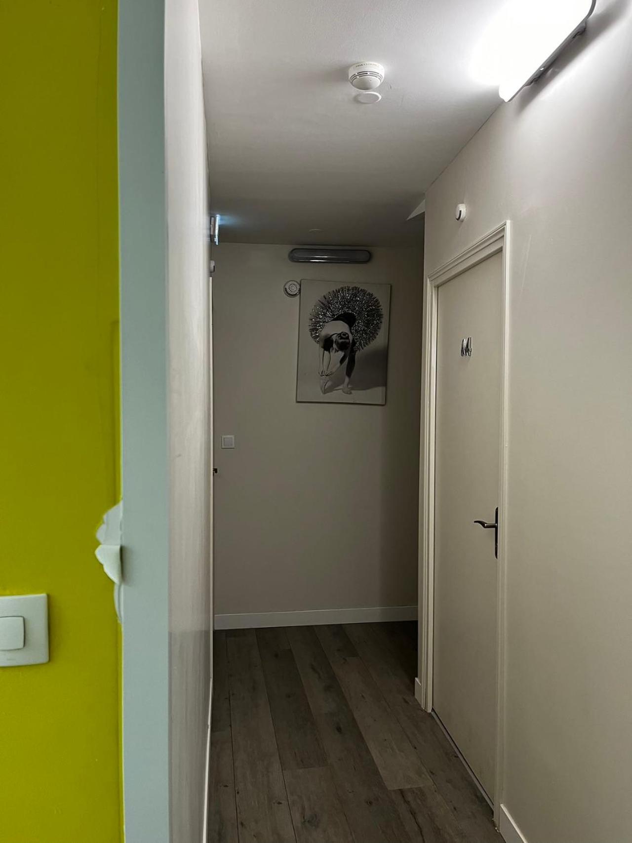 Chez Mia Paris Hostel ภายนอก รูปภาพ