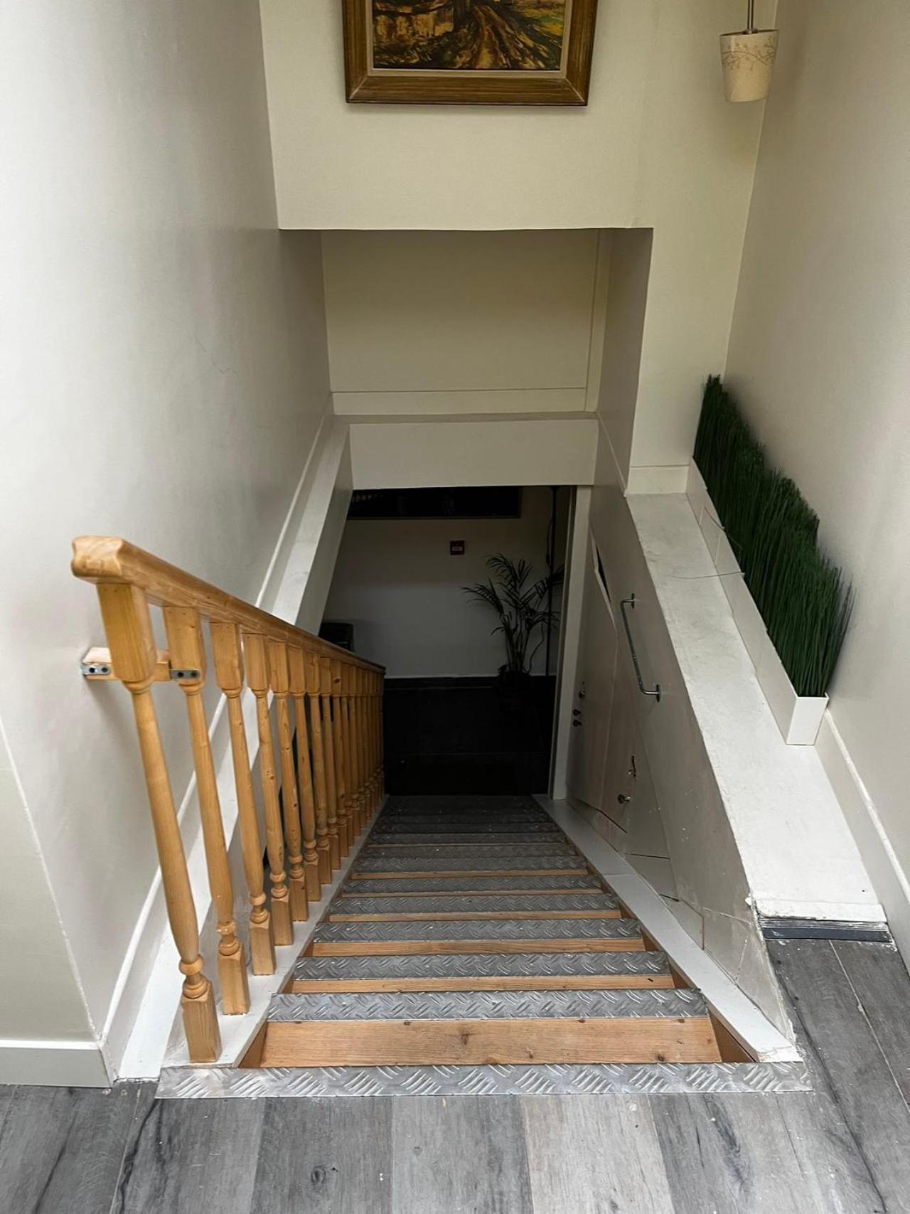 Chez Mia Paris Hostel ภายนอก รูปภาพ