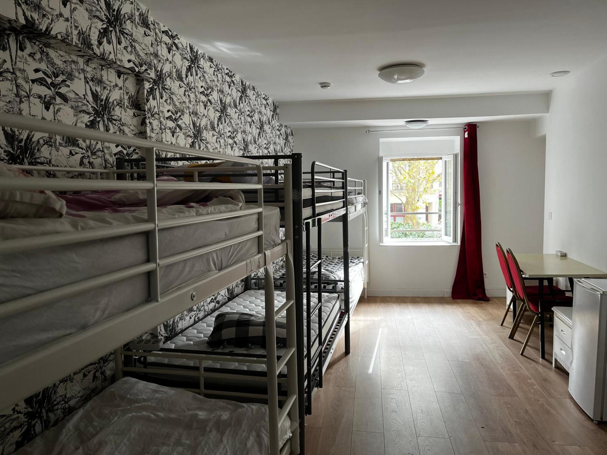 Chez Mia Paris Hostel ภายนอก รูปภาพ